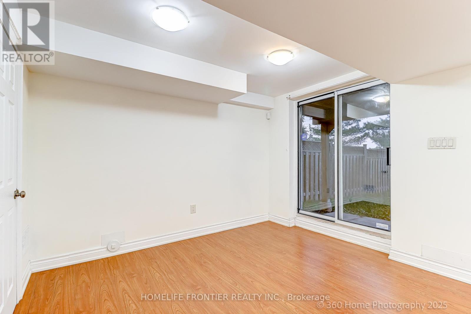 Lower - 211 Kayla Crescent, Vaughan, Ontario  L6A 3P3 - Photo 3 - N12497390