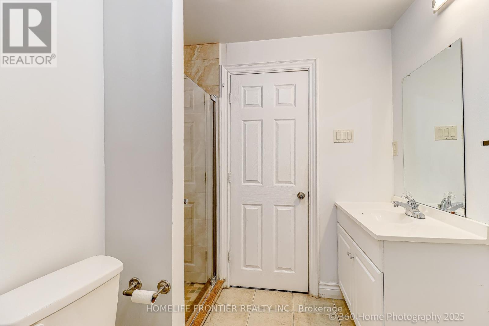 Lower - 211 Kayla Crescent, Vaughan, Ontario  L6A 3P3 - Photo 7 - N12497390