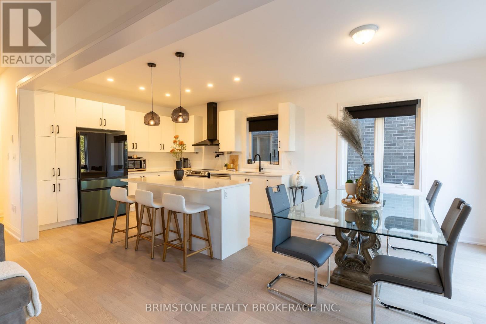 119 Gray Avenue, New Tecumseth, Ontario  L9R 1P6 - Photo 10 - N12497406