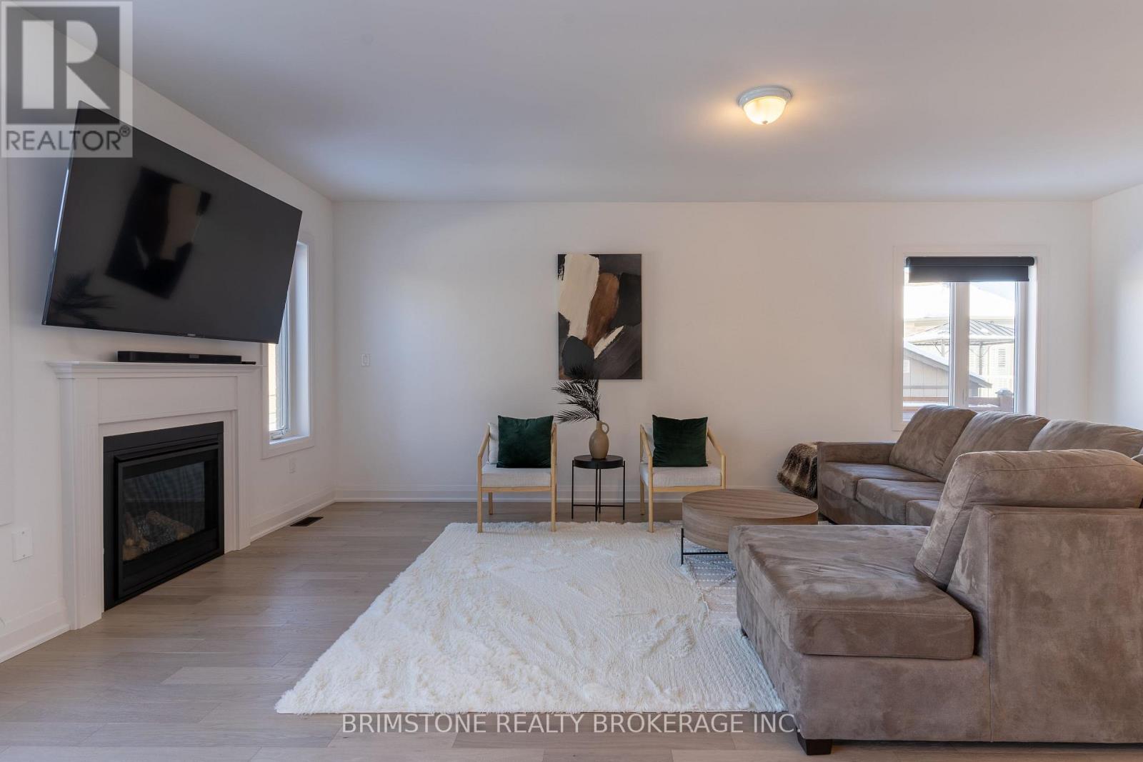 119 Gray Avenue, New Tecumseth, Ontario  L9R 1P6 - Photo 11 - N12497406