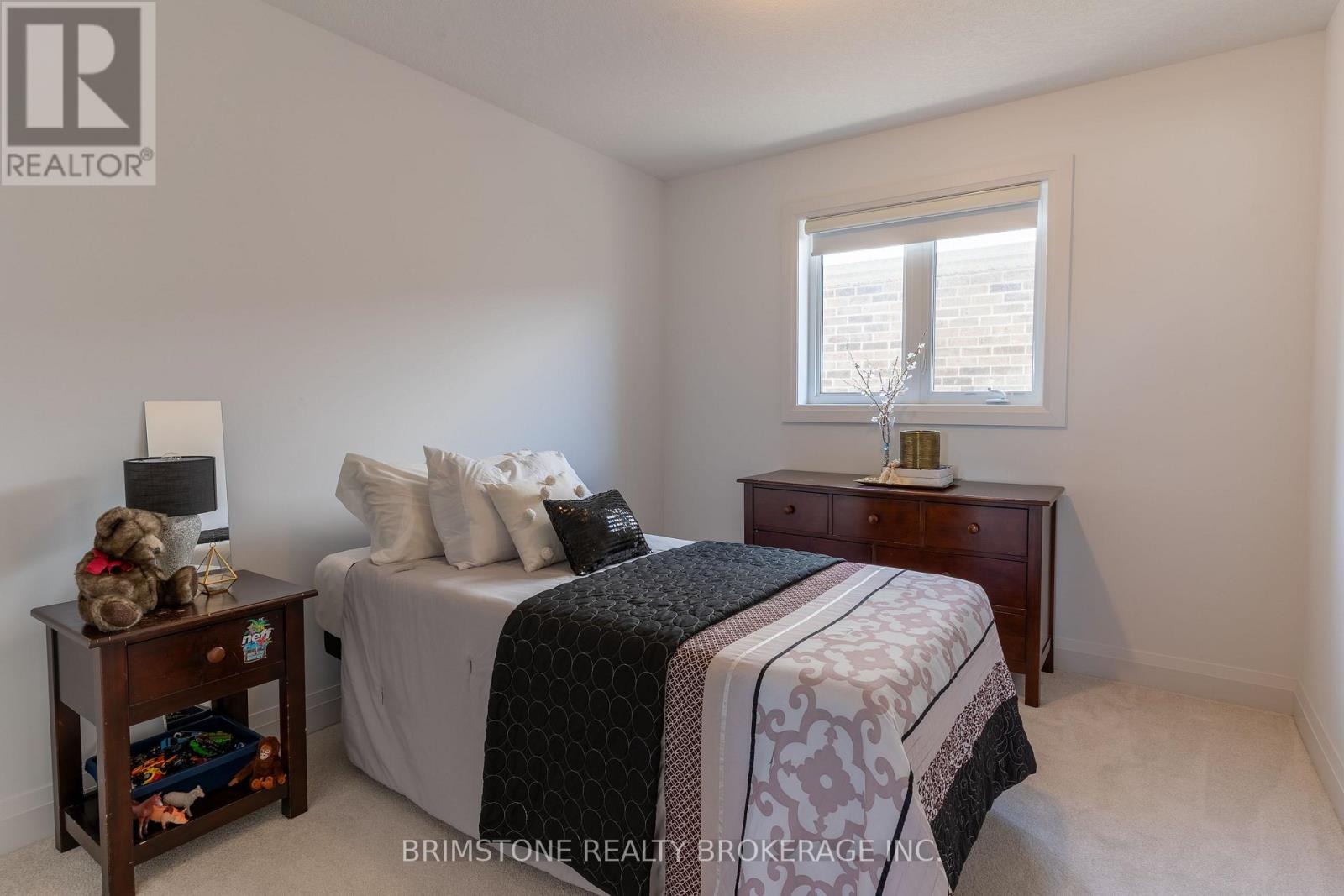 119 Gray Avenue, New Tecumseth, Ontario  L9R 1P6 - Photo 22 - N12497406