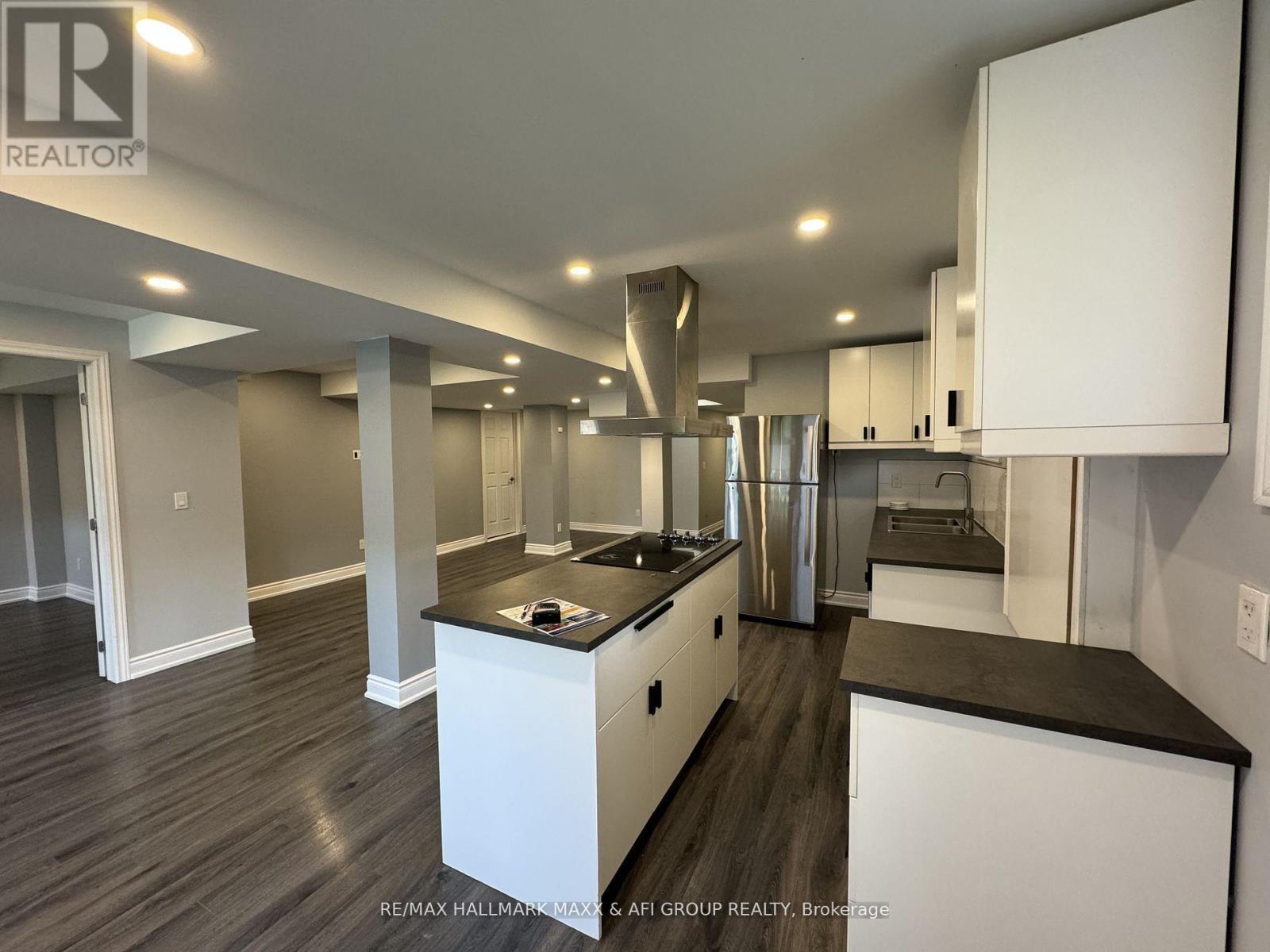 Lower - 80 Chouinard Way, Aurora, Ontario  L4G 1B7 - Photo 5 - N12497466