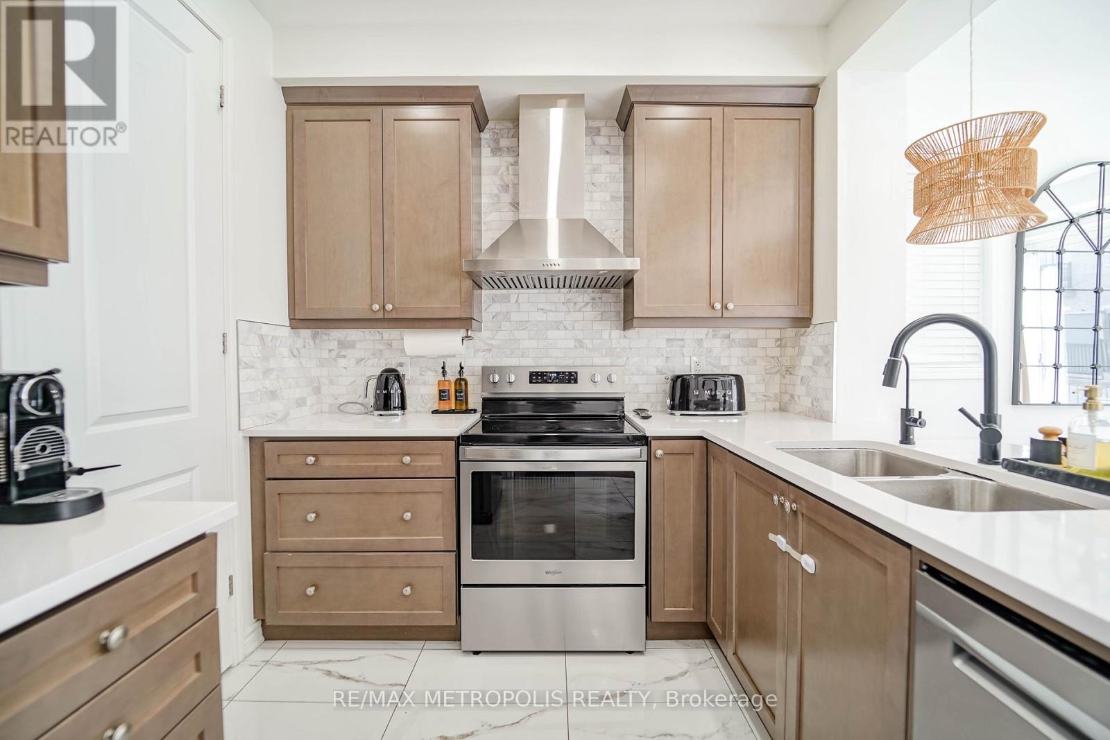 29 Casely Drive, Richmond Hill, Ontario  L4S 0K3 - Photo 26 - N12497518