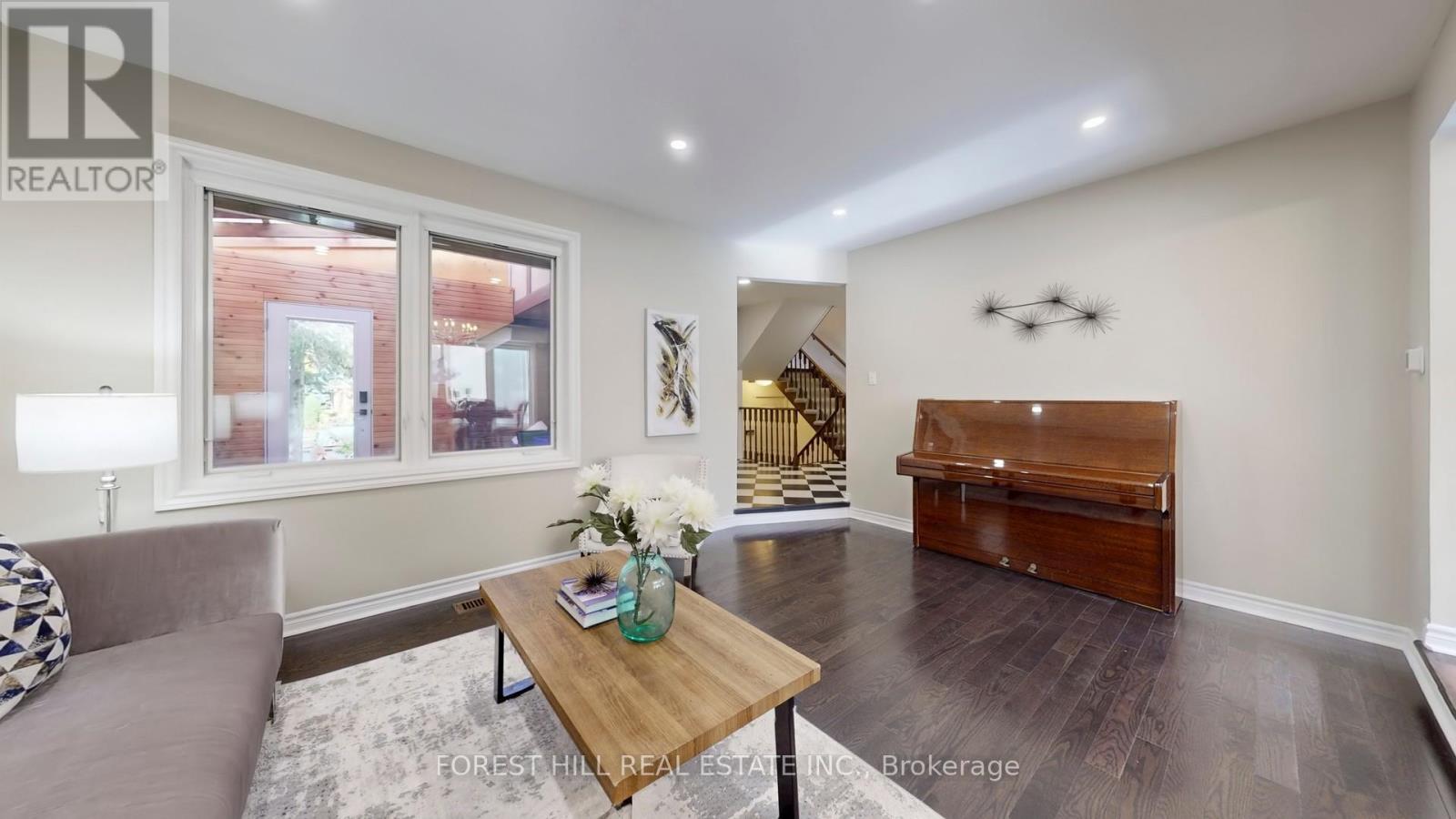 7 Mcmorran Crescent, Vaughan (Brownridge), Ontario  L4J 2T4 - Photo 7 - N12497536