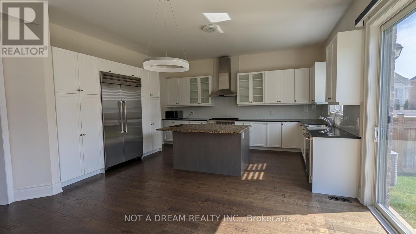 80 Torgan Trail, Vaughan, Ontario  L4H 3X6 - Photo 5 - N12497614