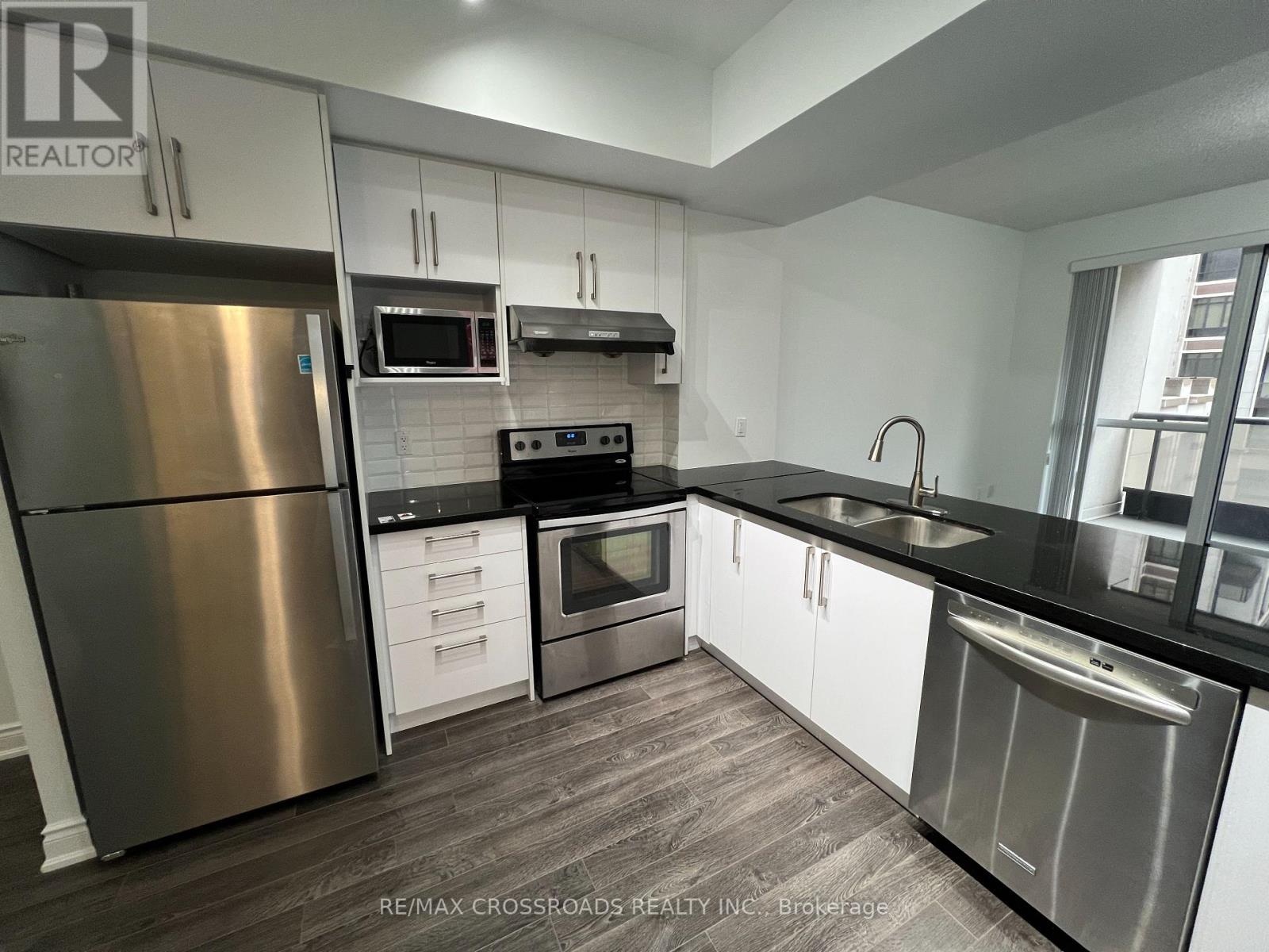 502 - 38 Cedarland Drive, Markham, Ontario  L6G 1C7 - Photo 3 - N12497616