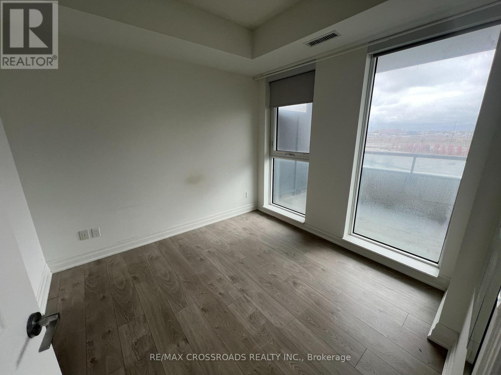 907 - 8 Rouge Valley Drive, Markham, Ontario  L6G 0G8 - Photo 7 - N12497630