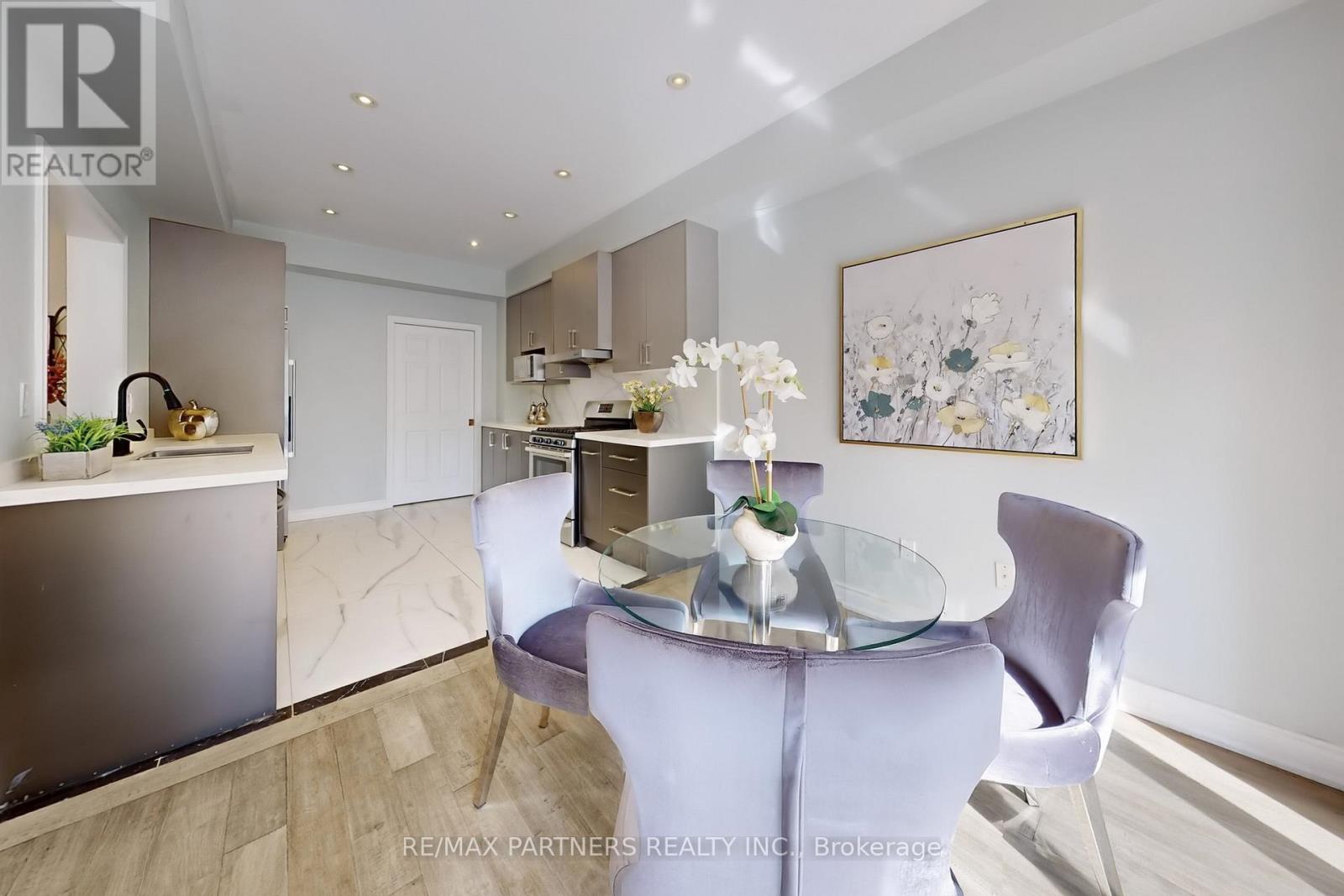 107 Worthington Avenue, Richmond Hill (Oak Ridges Lake Wilcox), Ontario  L4E 3Z6 - Photo 12 - N12497662