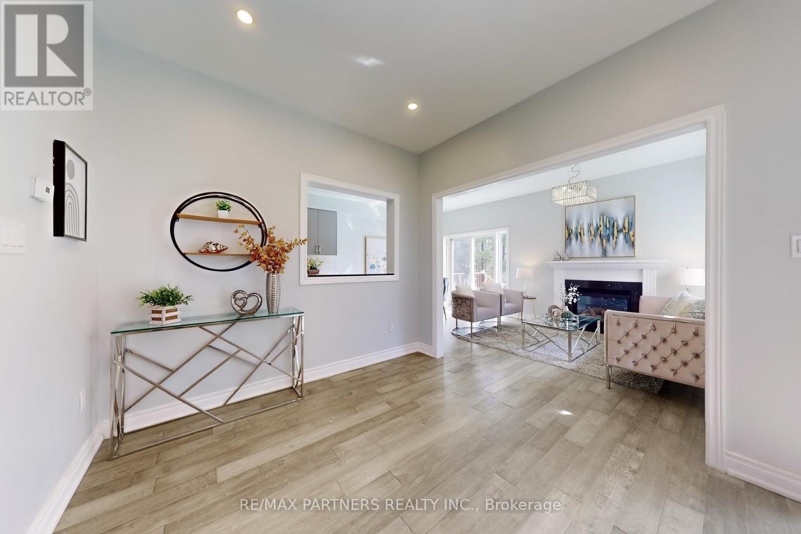 107 Worthington Avenue, Richmond Hill (Oak Ridges Lake Wilcox), Ontario  L4E 3Z6 - Photo 14 - N12497662