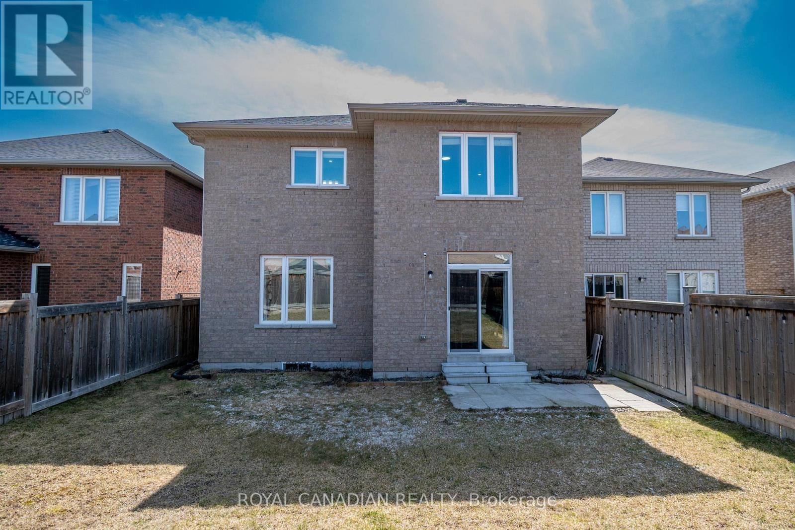 213 Richardson Crescent, Bradford West Gwillimbury, Ontario  L3Z 0R5 - Photo 41 - N12497746