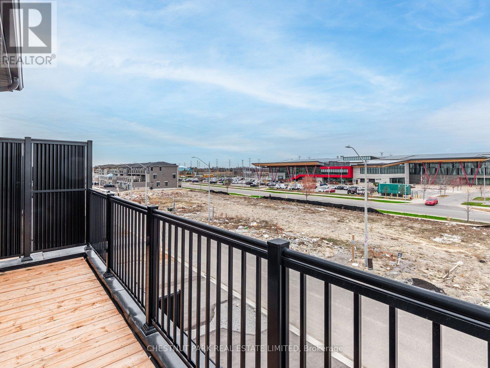 50 Robert Eaton Avenue, Markham, Ontario  M4J 2Z5 - Photo 10 - N12497754