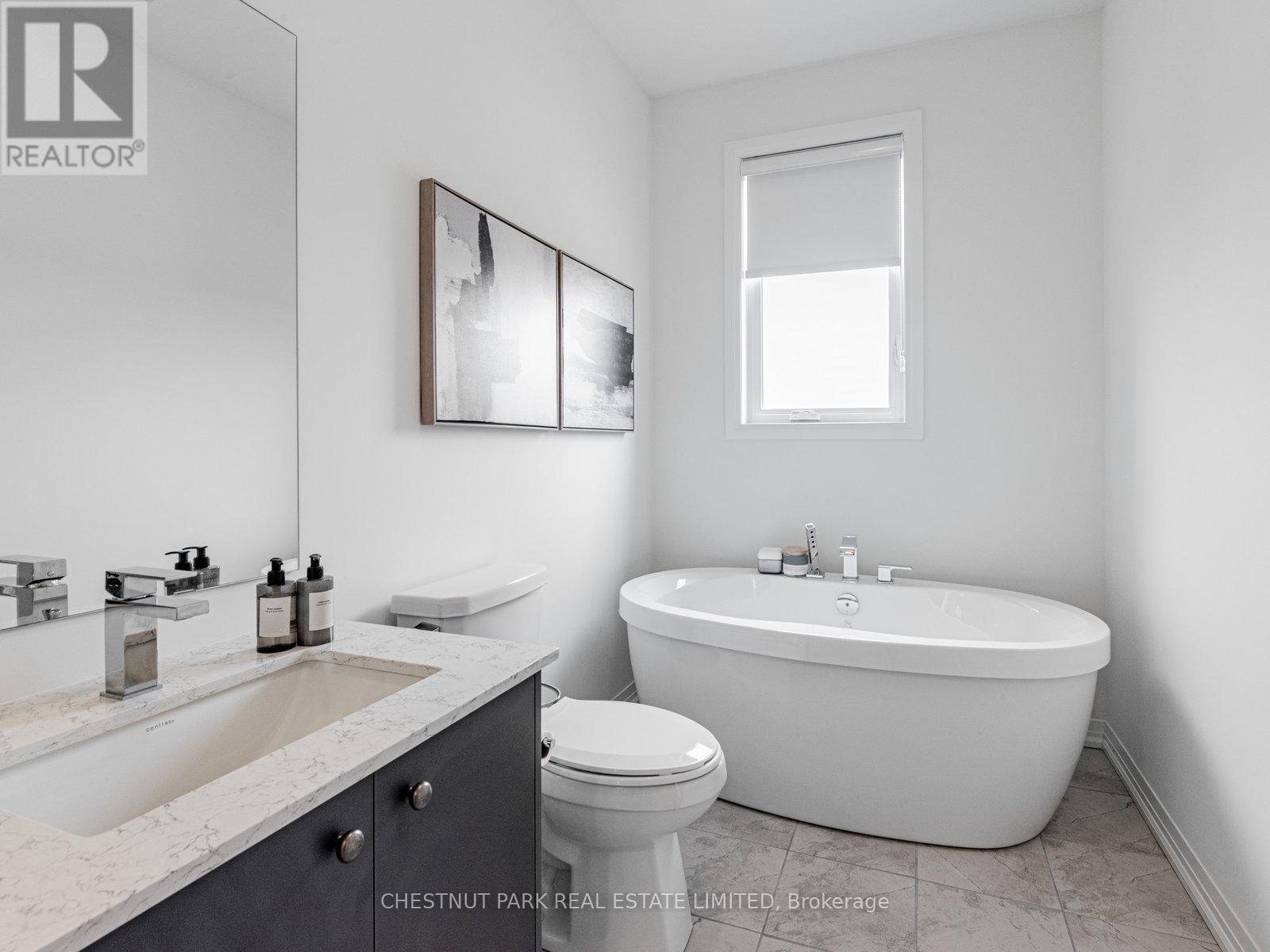 50 Robert Eaton Avenue, Markham, Ontario  M4J 2Z5 - Photo 22 - N12497754