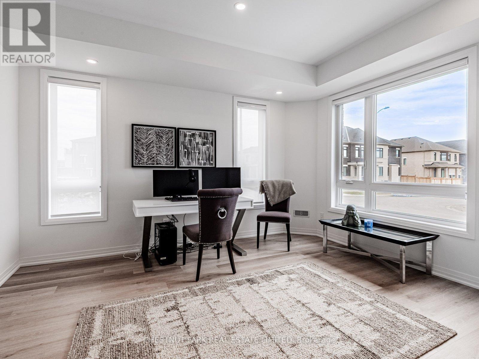 50 Robert Eaton Avenue, Markham, Ontario  M4J 2Z5 - Photo 27 - N12497754