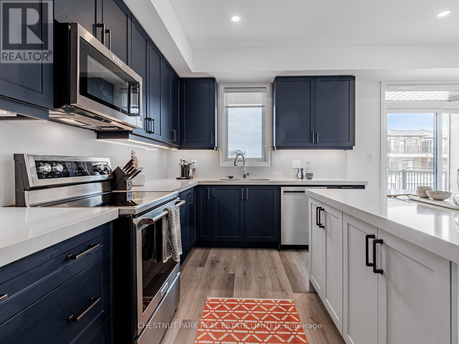 50 Robert Eaton Avenue, Markham, Ontario  M4J 2Z5 - Photo 6 - N12497754