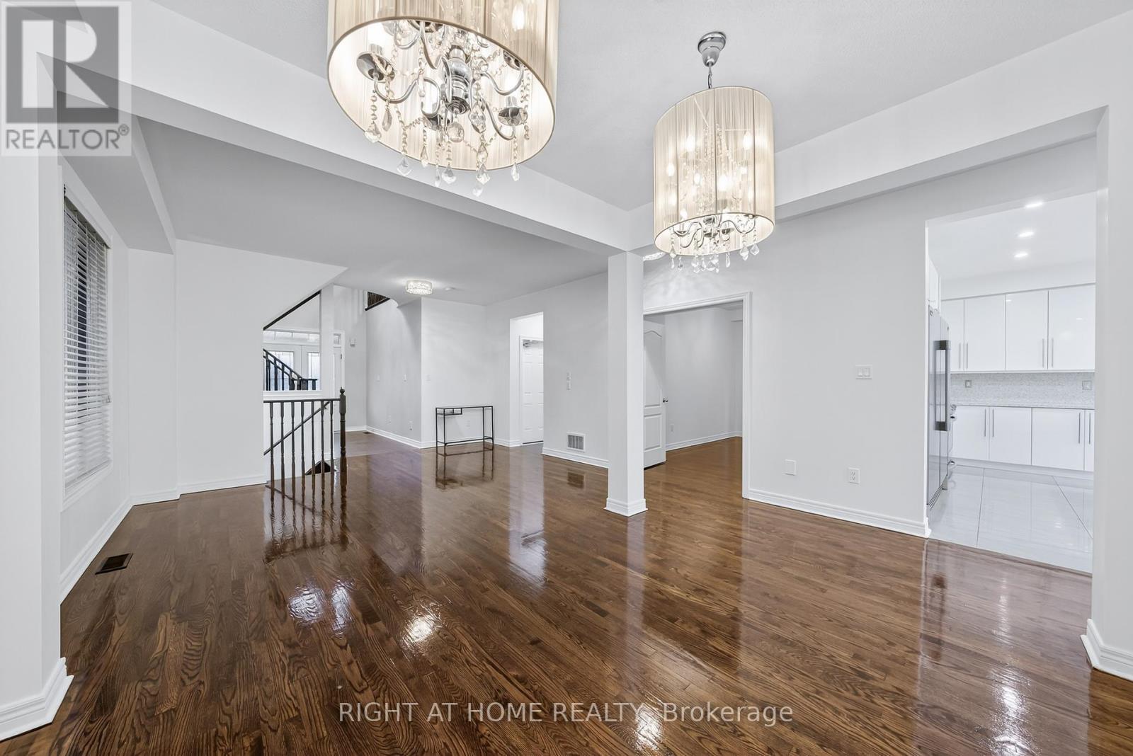 193 Blue Dasher Boulevard, Bradford West Gwillimbury, Ontario  L3Z 0H3 - Photo 17 - N12497802