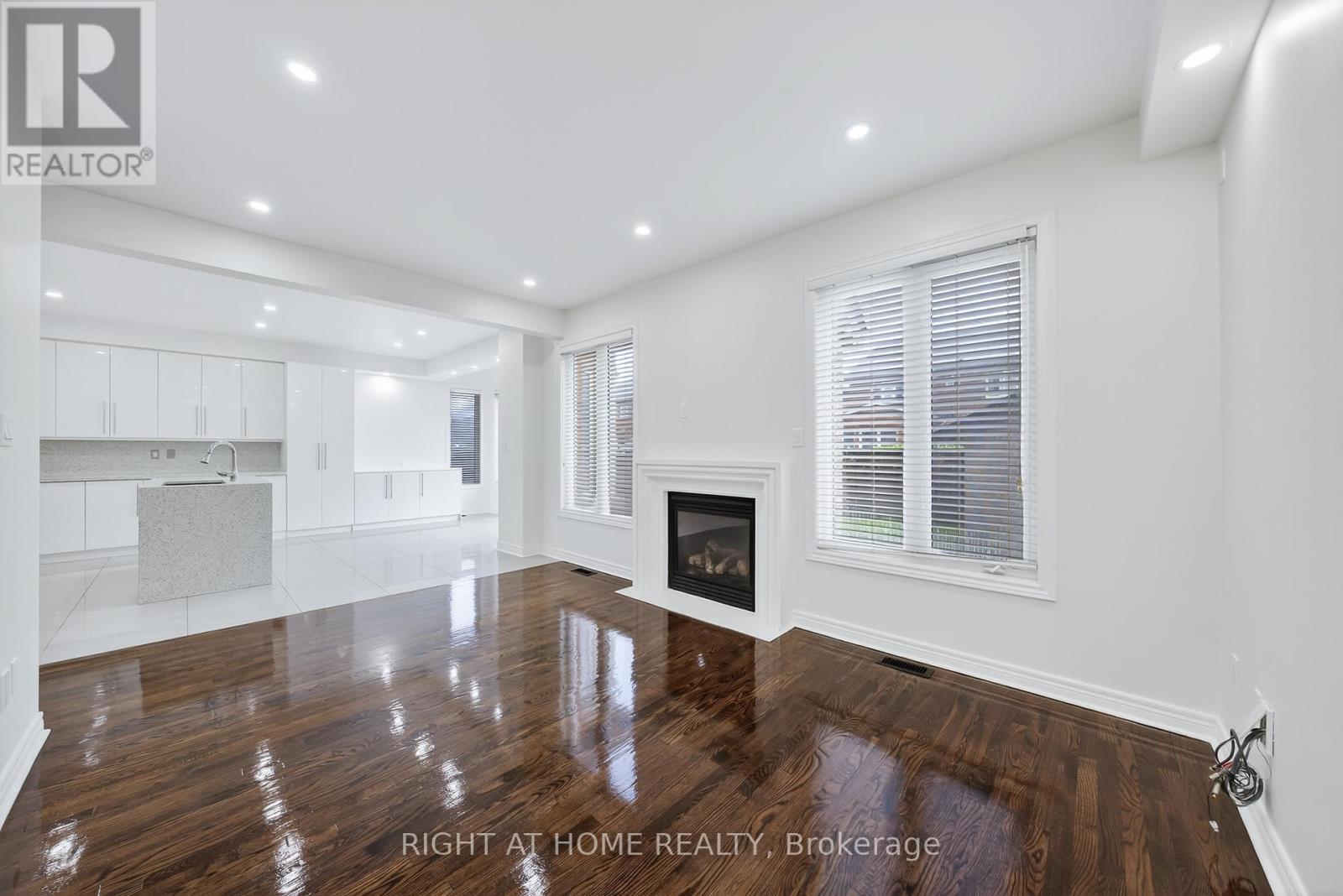 193 Blue Dasher Boulevard, Bradford West Gwillimbury, Ontario  L3Z 0H3 - Photo 28 - N12497802