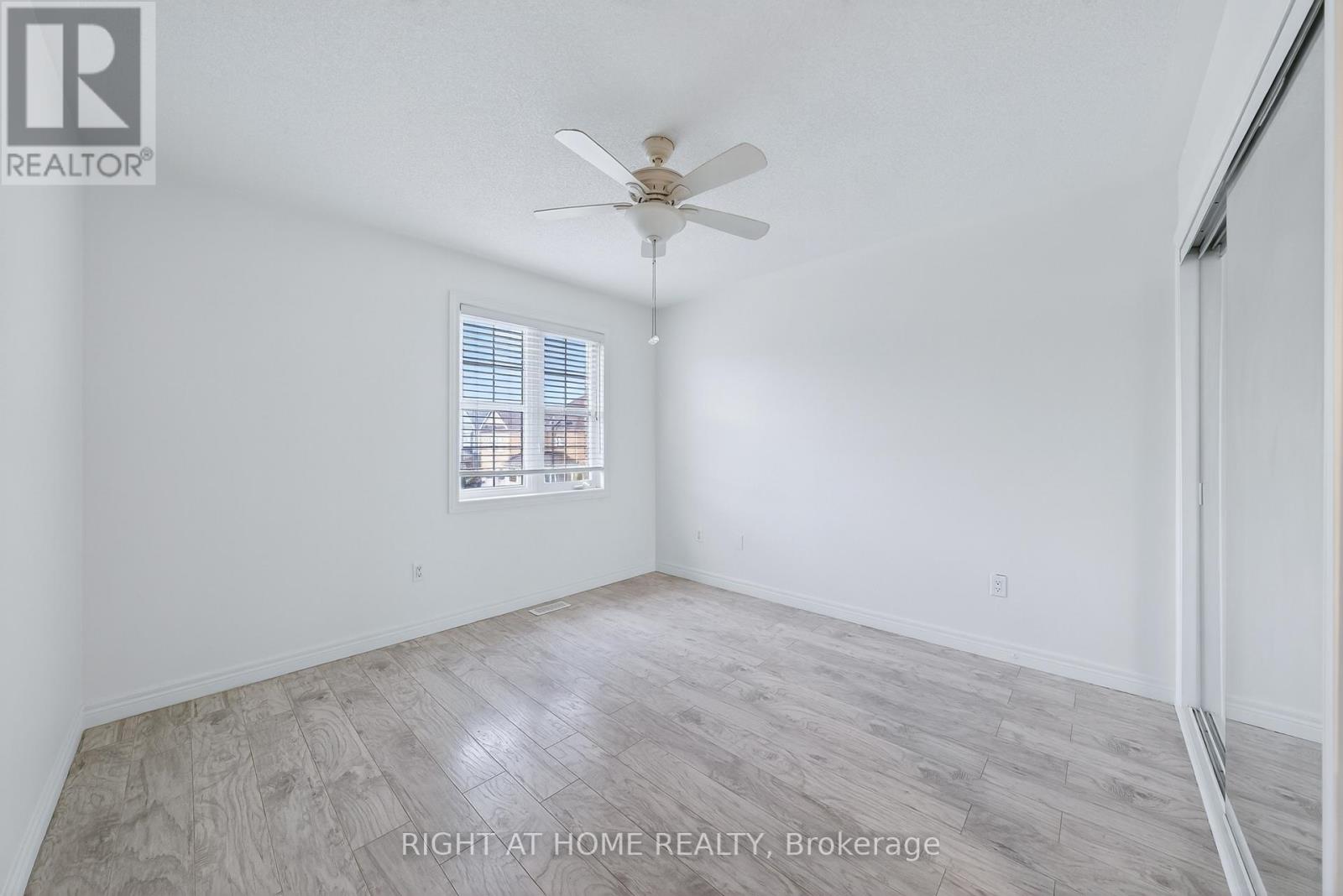 193 Blue Dasher Boulevard, Bradford West Gwillimbury, Ontario  L3Z 0H3 - Photo 46 - N12497802