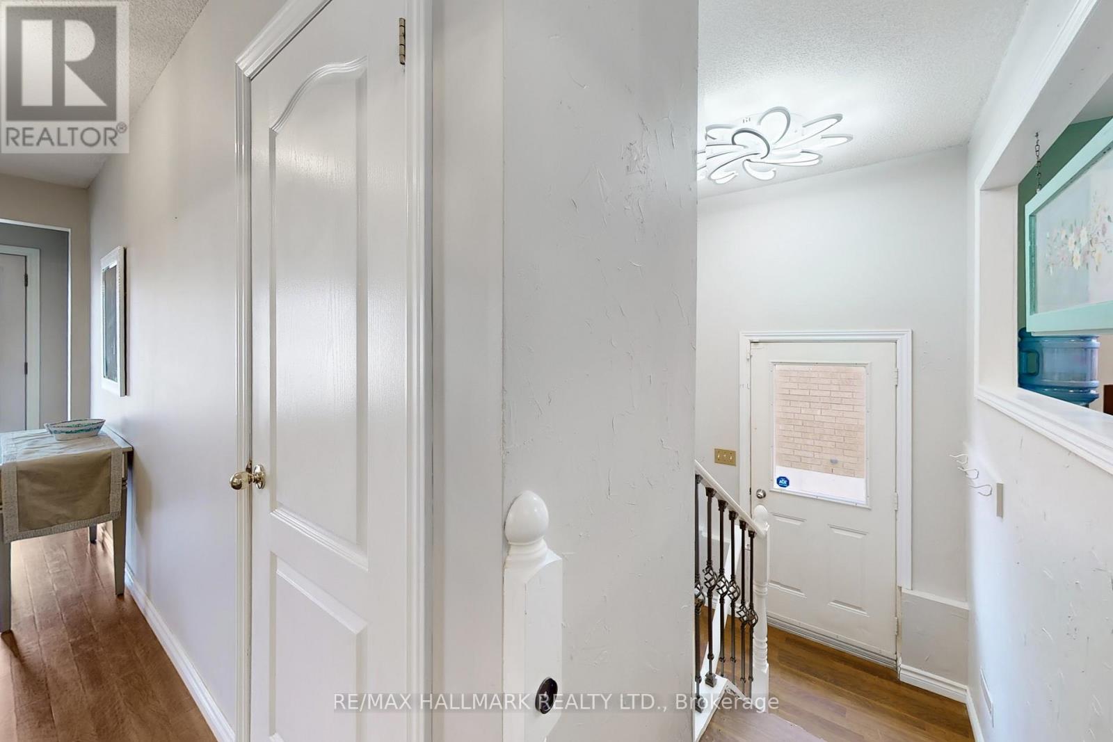 111 Kerr Boulevard, New Tecumseth, Ontario  L9R 1C6 - Photo 26 - N12497812