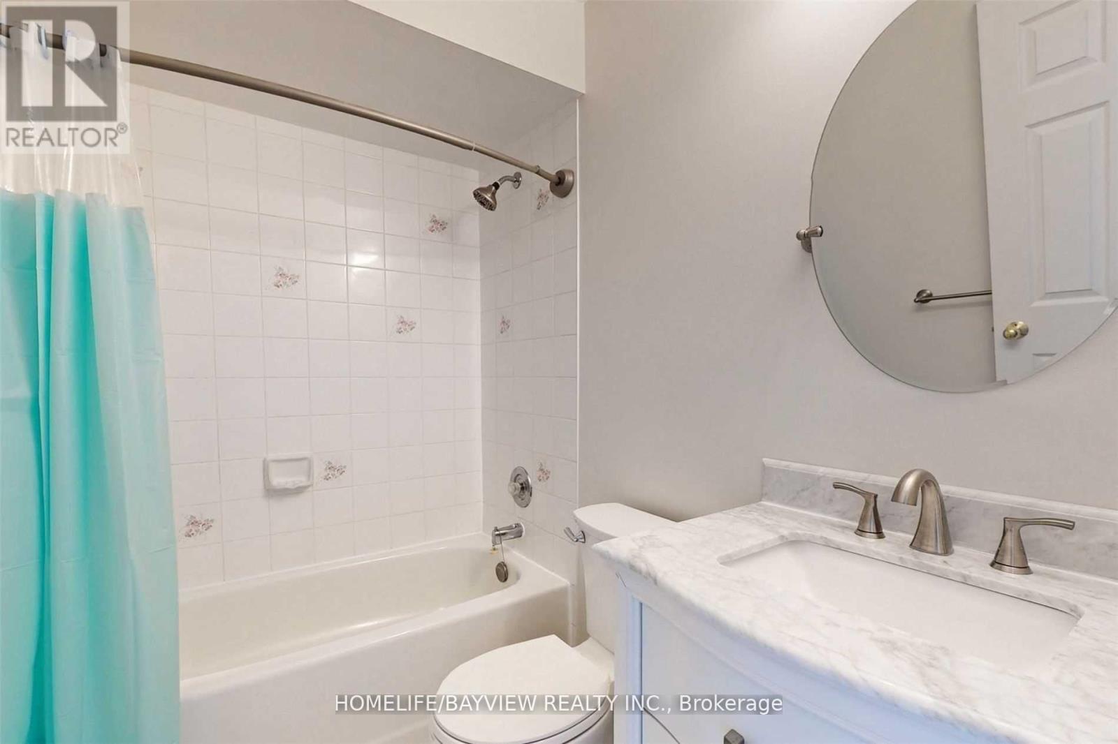 109 William Curtis Circle, Newmarket, Ontario  L3Y 8L8 - Photo 11 - N12497824