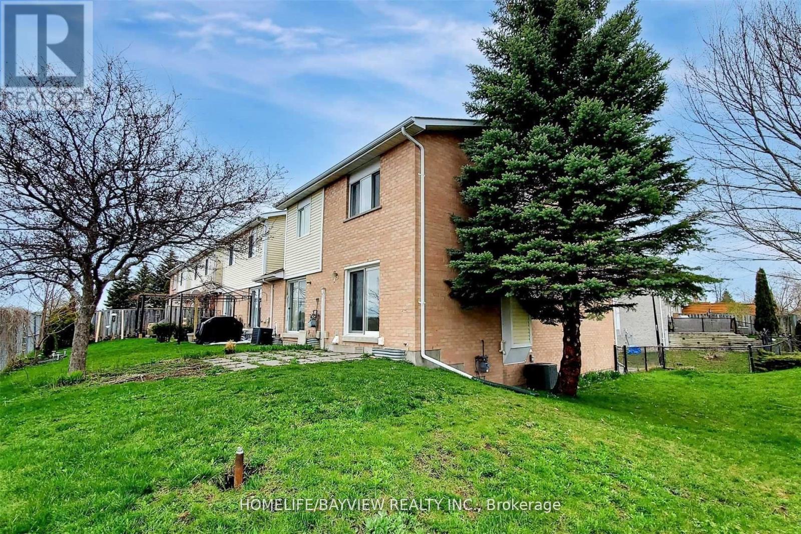 109 William Curtis Circle, Newmarket, Ontario  L3Y 8L8 - Photo 21 - N12497824