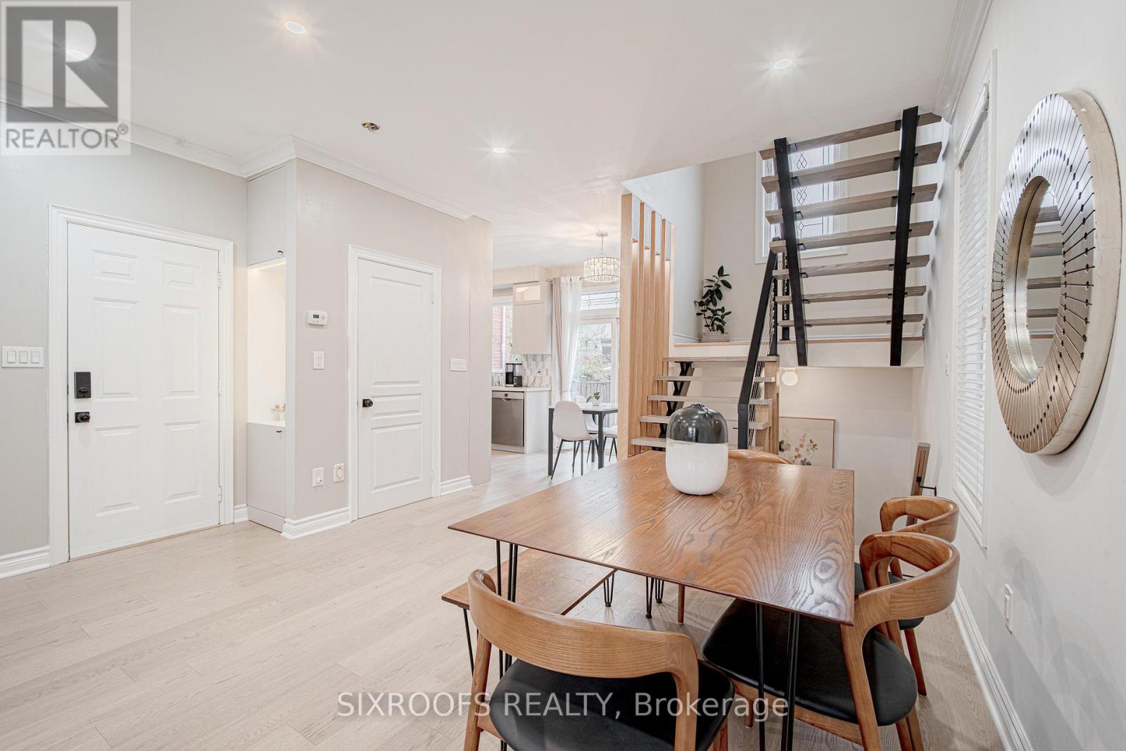 15 Longwood Avenue, Richmond Hill (Oak Ridges), Ontario  L4E 4B1 - Photo 17 - N12497866