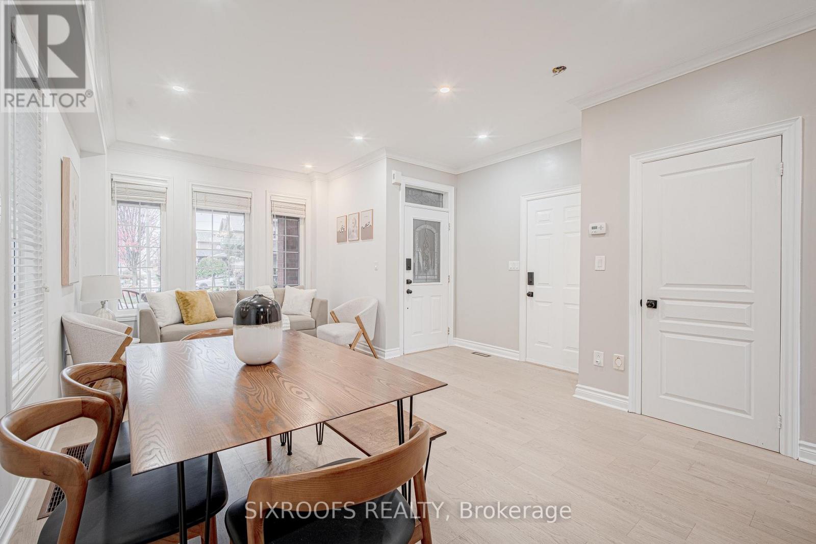 15 Longwood Avenue, Richmond Hill (Oak Ridges), Ontario  L4E 4B1 - Photo 18 - N12497866