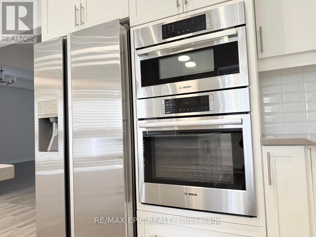 27 Leary Crescent, Richmond Hill, Ontario  L4S 0G7 - Photo 6 - N12497938