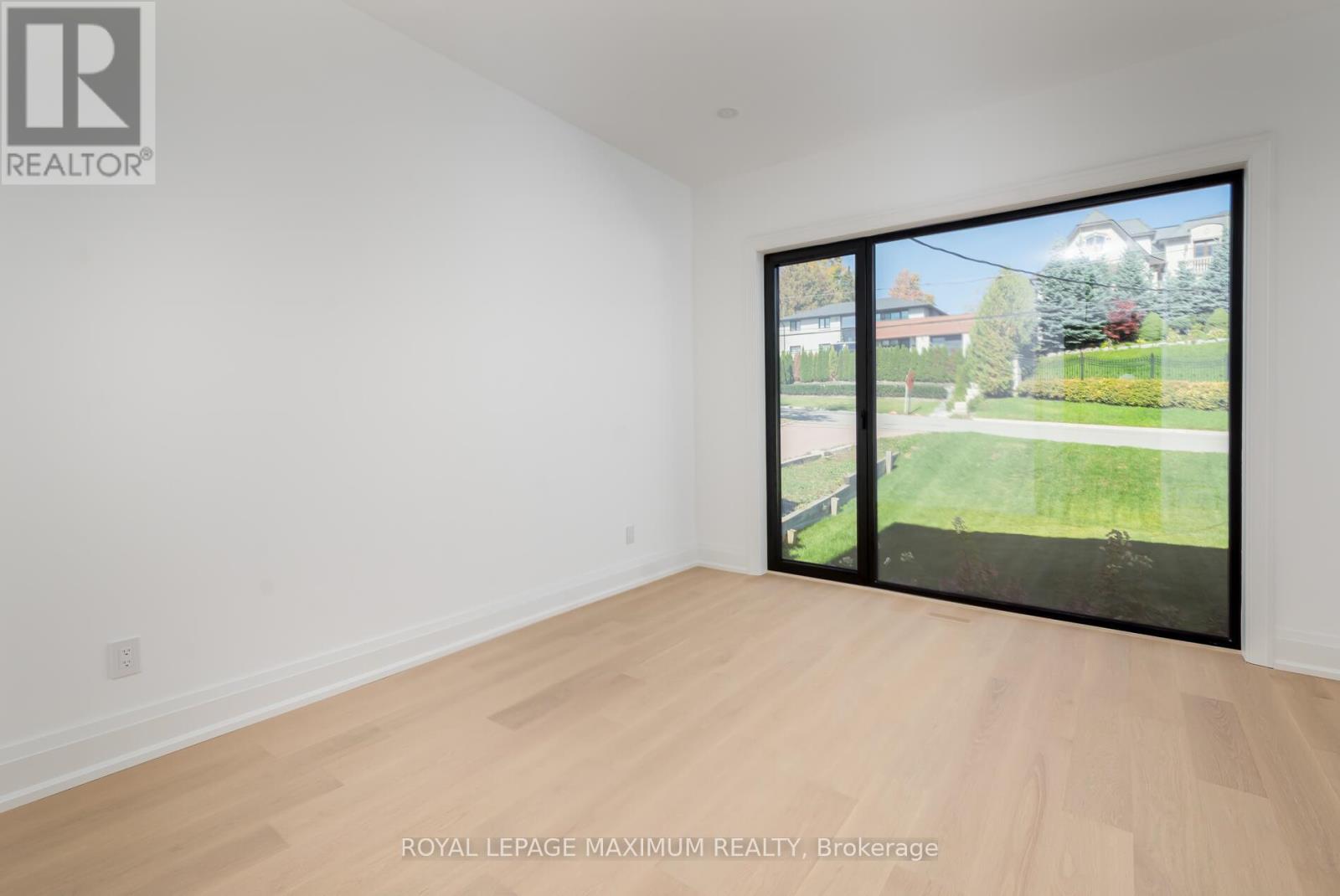 67 Davidson Street, Vaughan, Ontario  L4L 1M2 - Photo 17 - N12497962