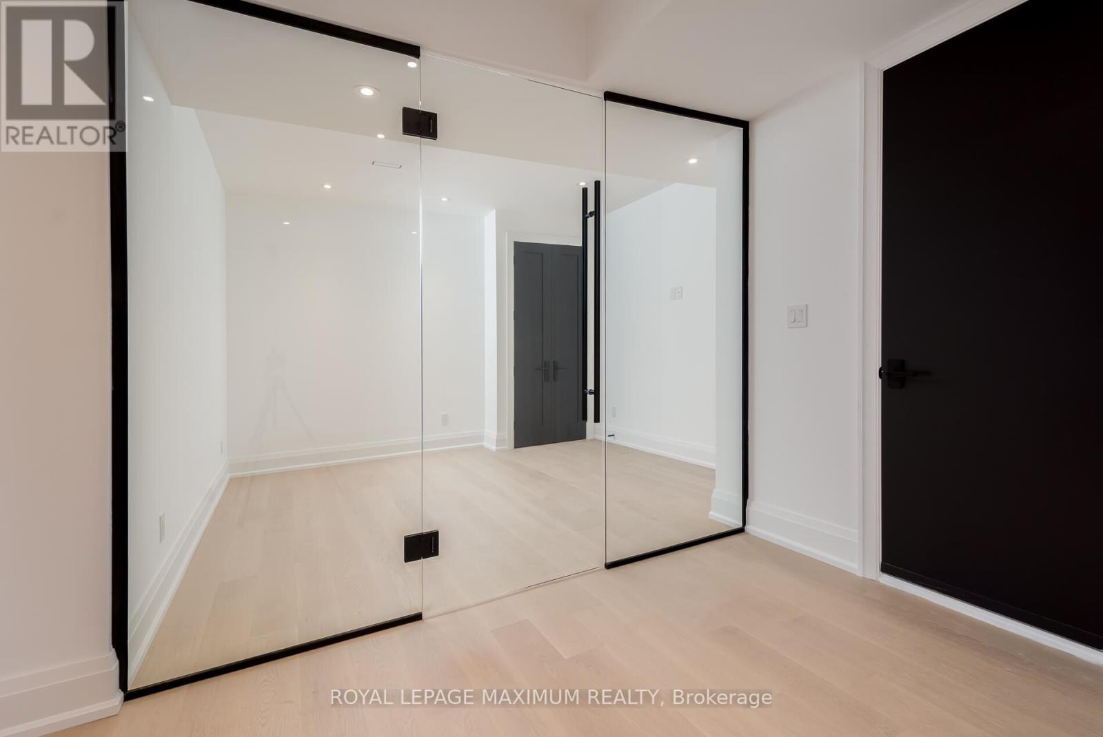 67 Davidson Street, Vaughan, Ontario  L4L 1M2 - Photo 31 - N12497962