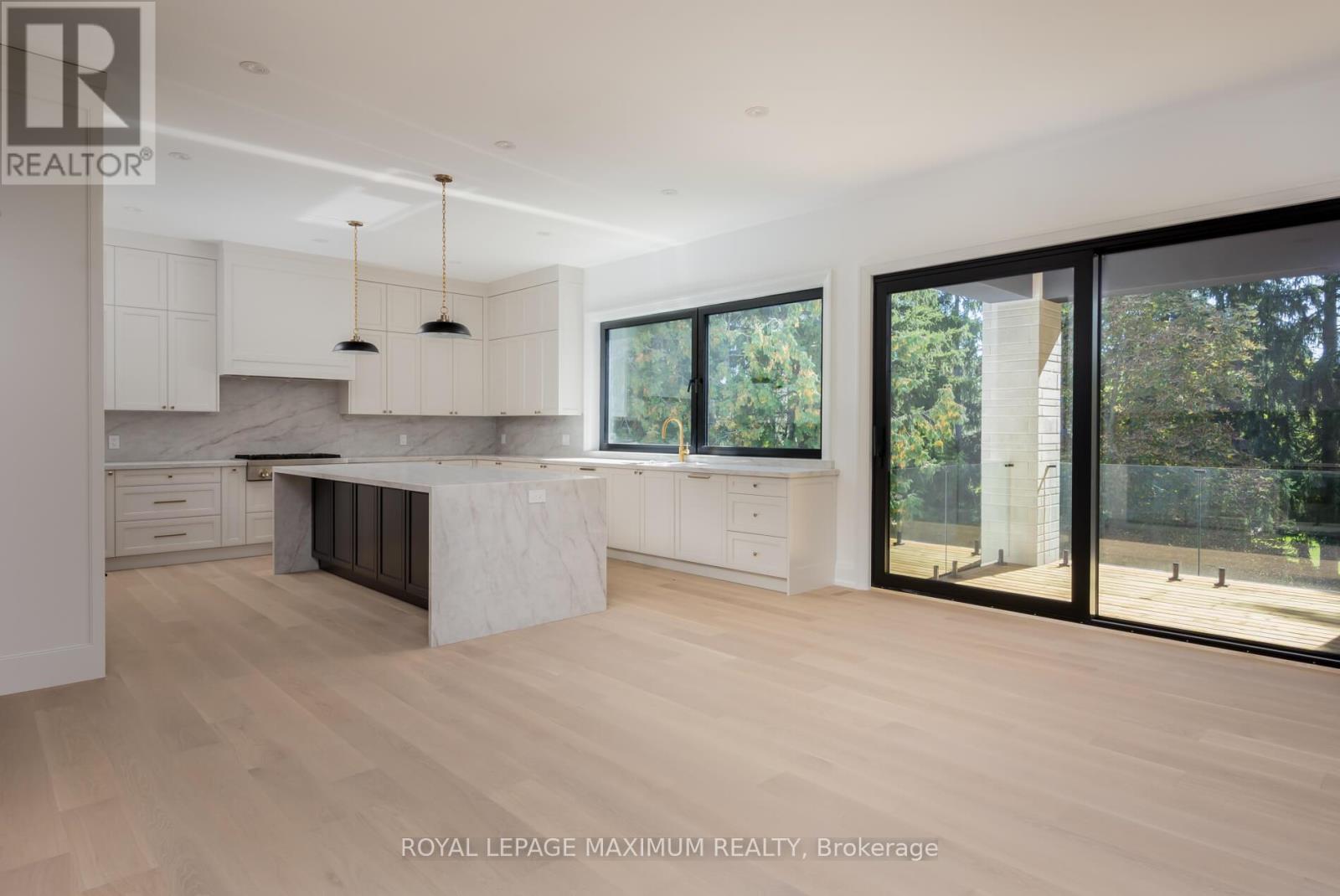 67 Davidson Street, Vaughan, Ontario  L4L 1M2 - Photo 6 - N12497962