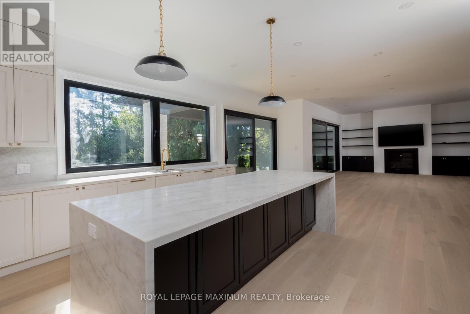 67 Davidson Street, Vaughan, Ontario  L4L 1M2 - Photo 9 - N12497962