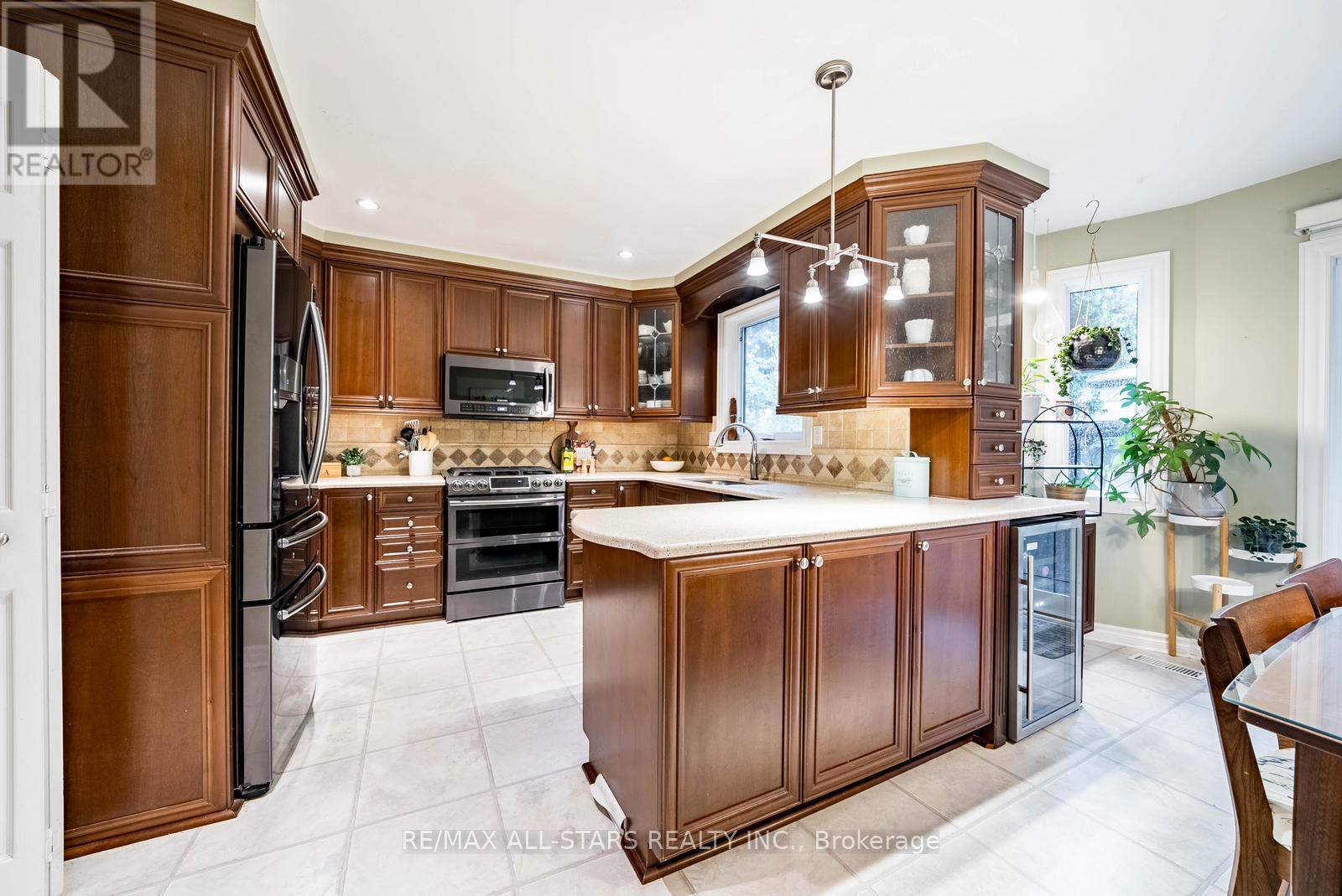 15 Sawyer Crescent, Markham (Markham Village), Ontario  L3P 5V2 - Photo 18 - N12497998