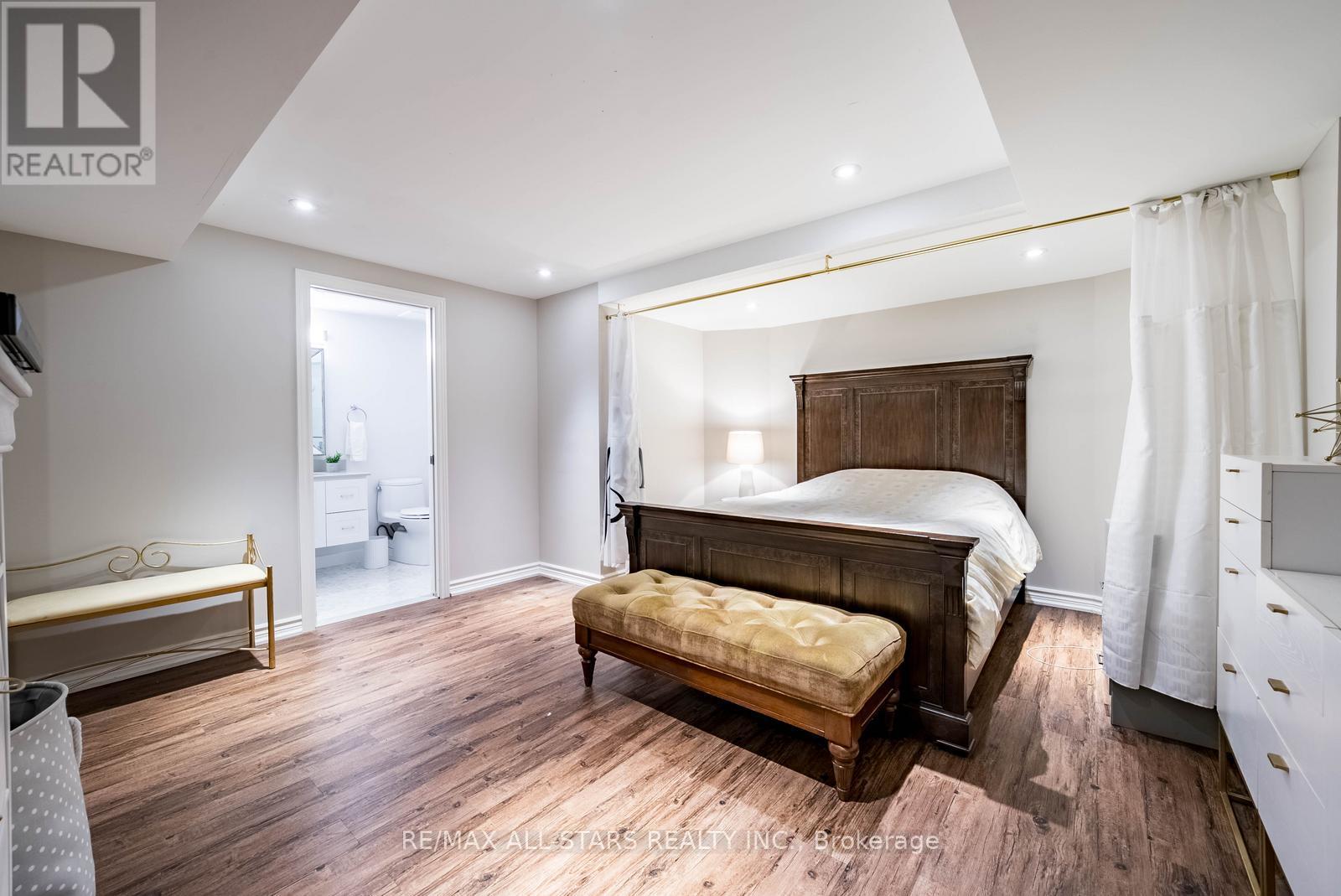 15 Sawyer Crescent, Markham (Markham Village), Ontario  L3P 5V2 - Photo 40 - N12497998