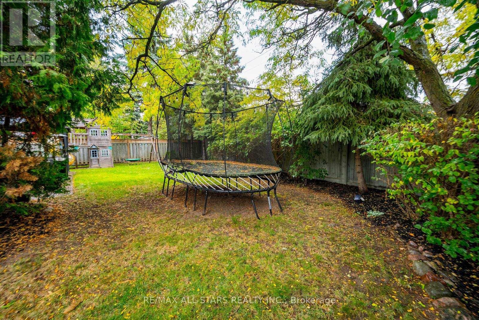 15 Sawyer Crescent, Markham (Markham Village), Ontario  L3P 5V2 - Photo 49 - N12497998