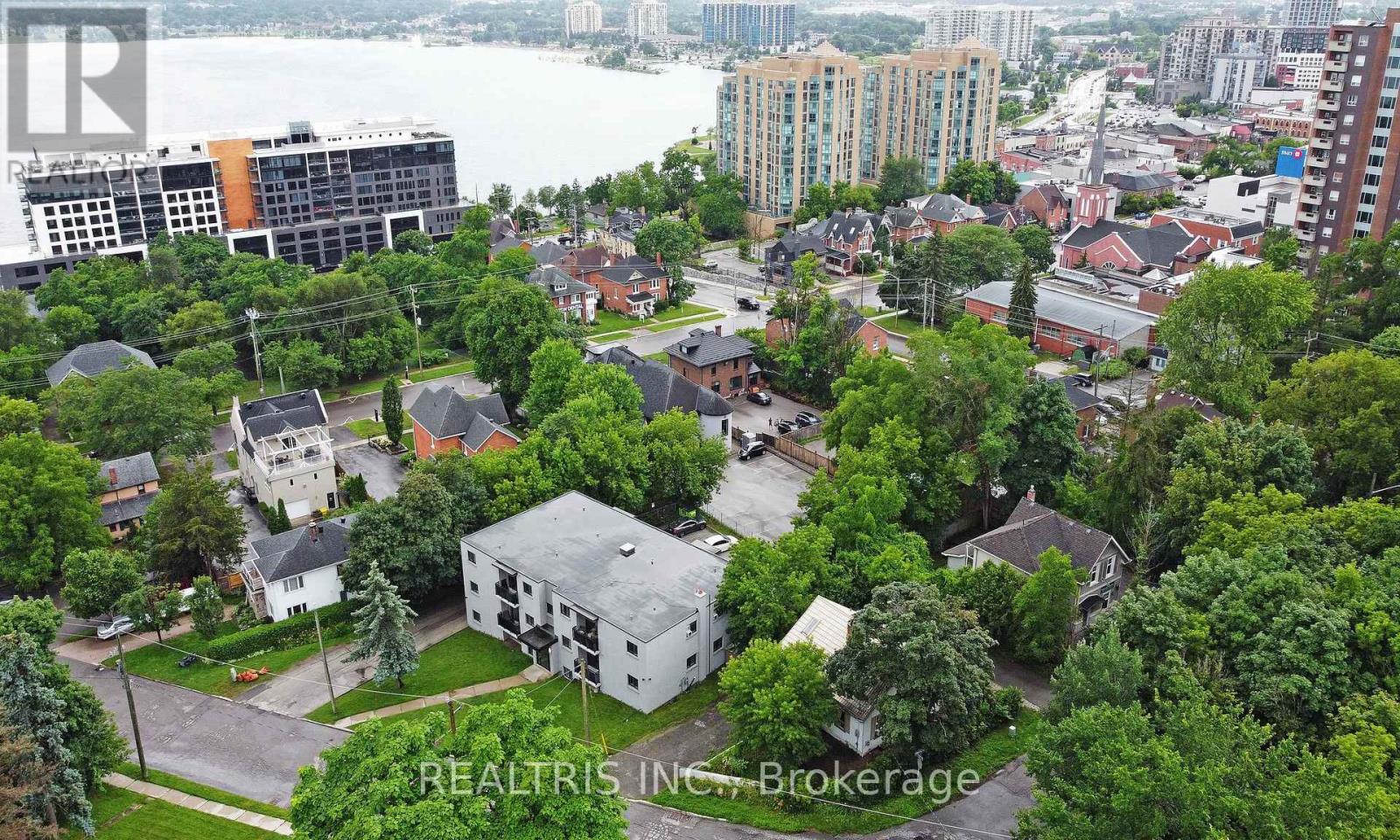 149 Worsley Street, Barrie (City Centre), Ontario  L4M 1M3 - Photo 40 - S12497438