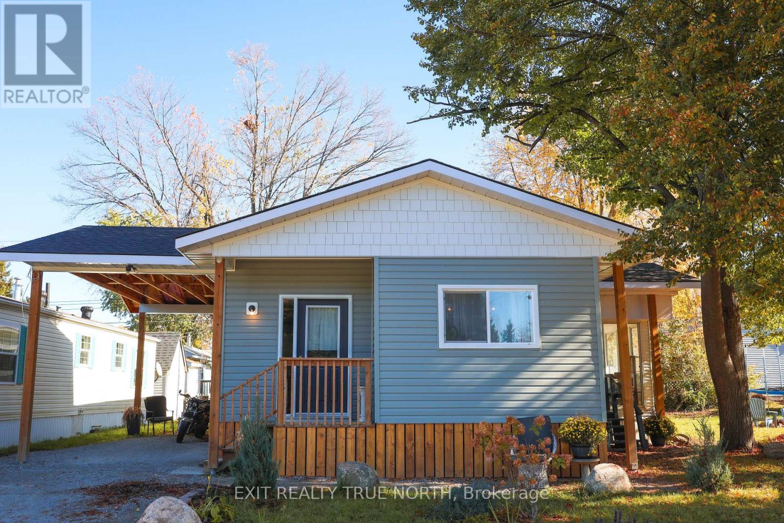 19 VIC'S ROAD, midland, Ontario