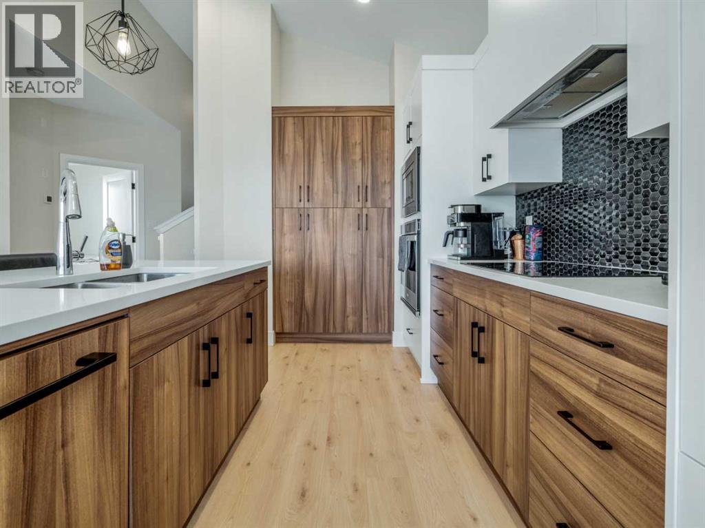 1108 Coalbrook Place W, Lethbridge, Alberta  T1J 5W7 - Photo 10 - A2216769