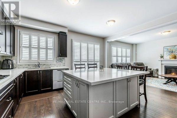 50 Royal Fern Crescent, Caledon, Ontario  L7C 4H1 - Photo 18 - W12478409