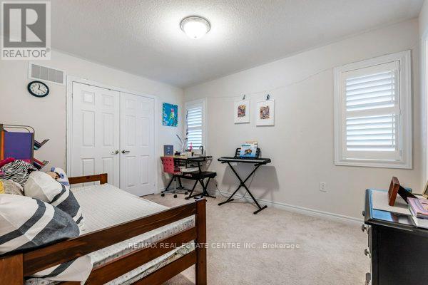 50 Royal Fern Crescent, Caledon, Ontario  L7C 4H1 - Photo 26 - W12478409