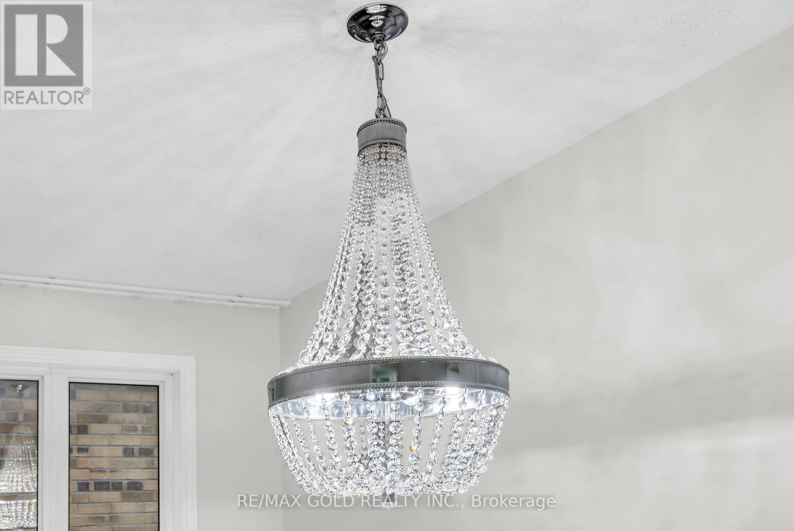 262 Swindale Drive, Milton (Sc Scott), Ontario  L9T 0T7 - Photo 24 - W12497210