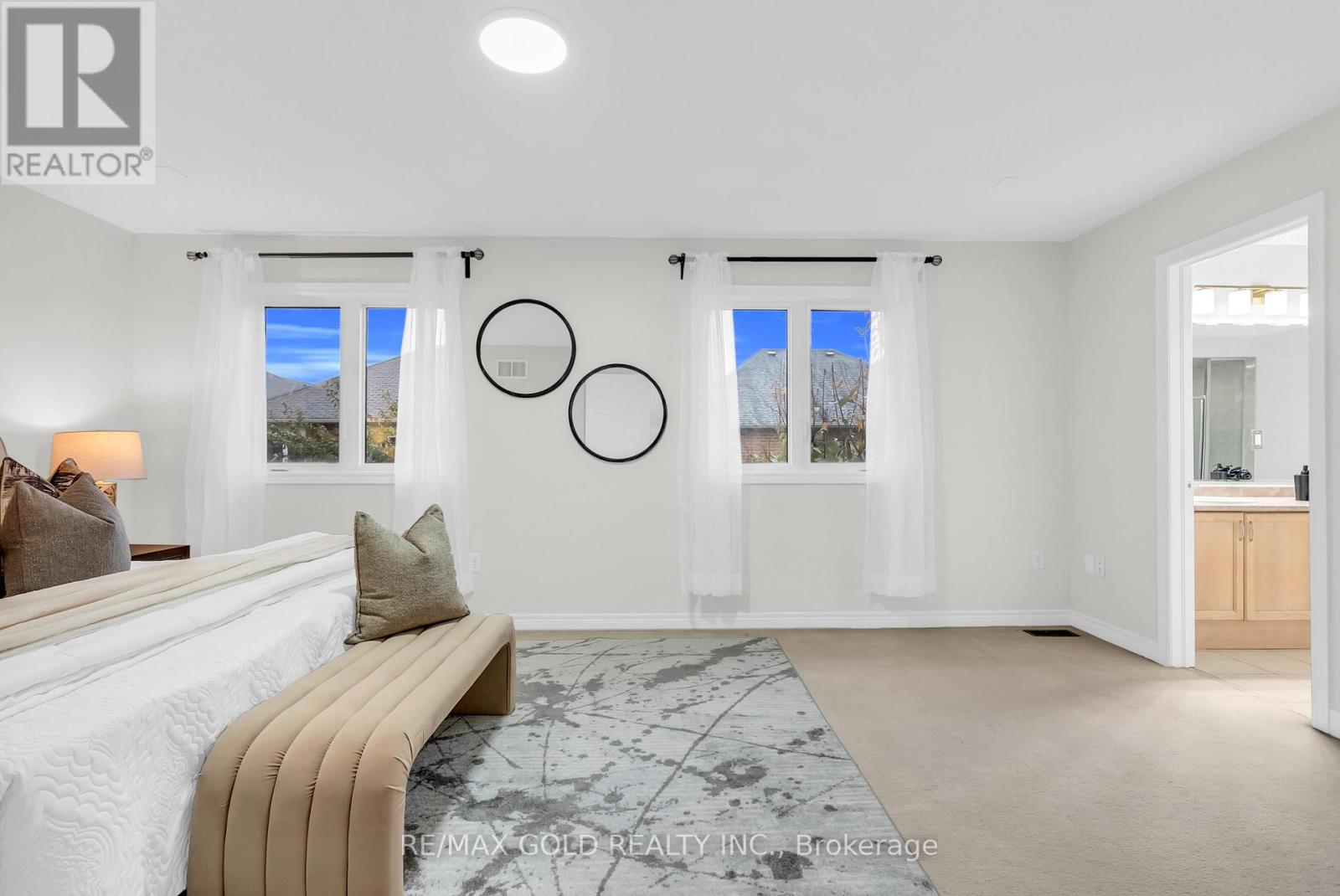 262 Swindale Drive, Milton (Sc Scott), Ontario  L9T 0T7 - Photo 25 - W12497210