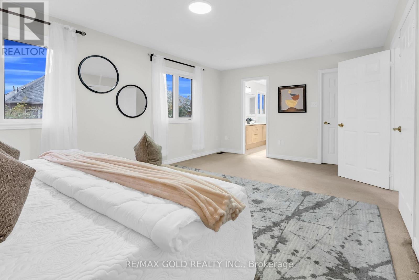 262 Swindale Drive, Milton (Sc Scott), Ontario  L9T 0T7 - Photo 28 - W12497210