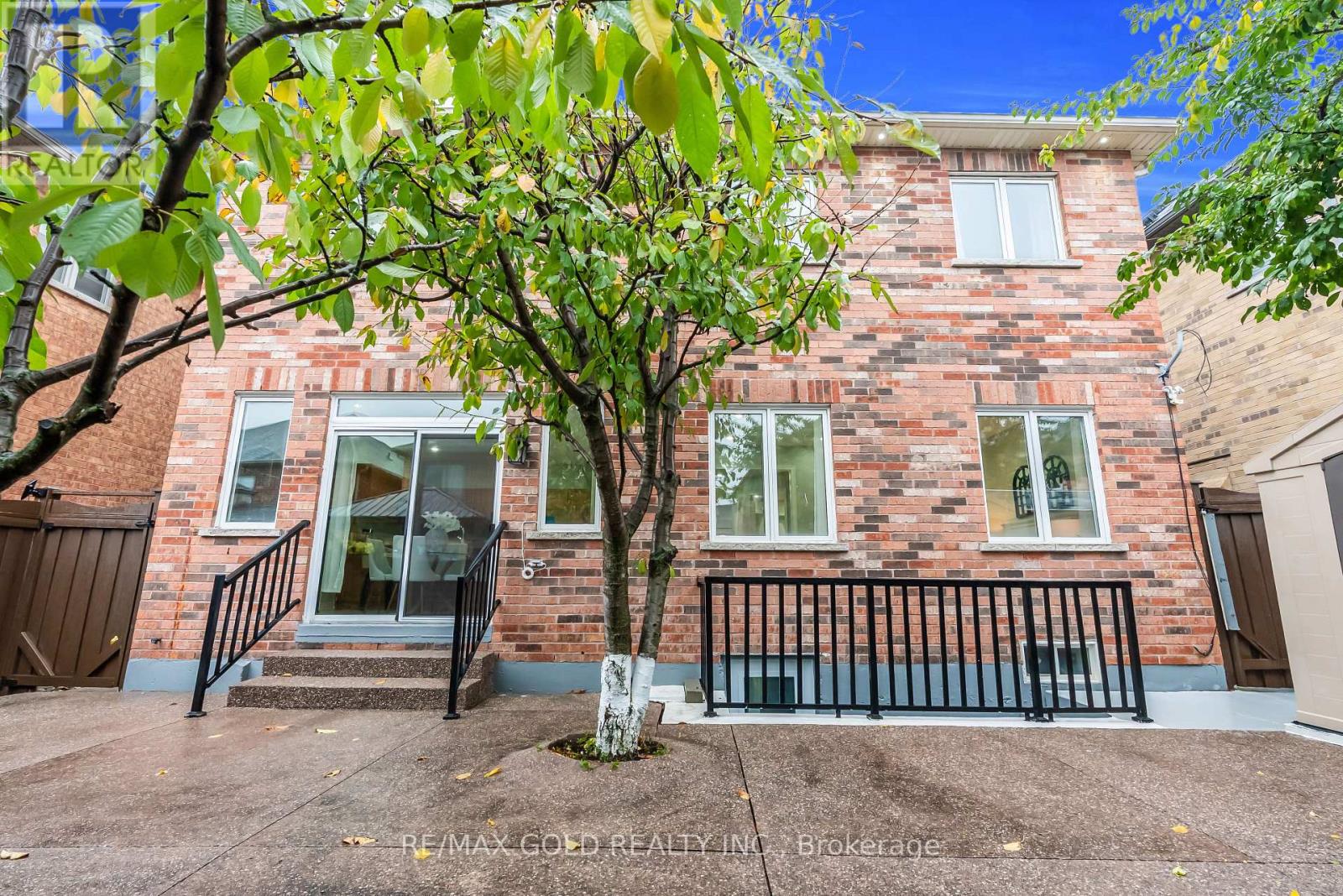 262 Swindale Drive, Milton (Sc Scott), Ontario  L9T 0T7 - Photo 48 - W12497210