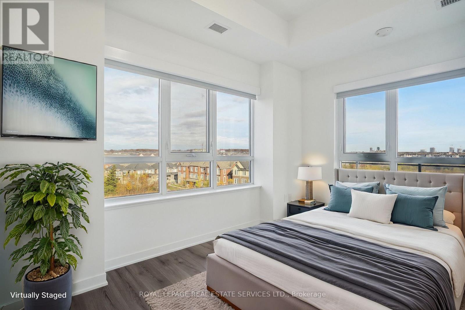 507 - 395 Dundas Street W, Oakville, Ontario  L6M 5R8 - Photo 19 - W12497226