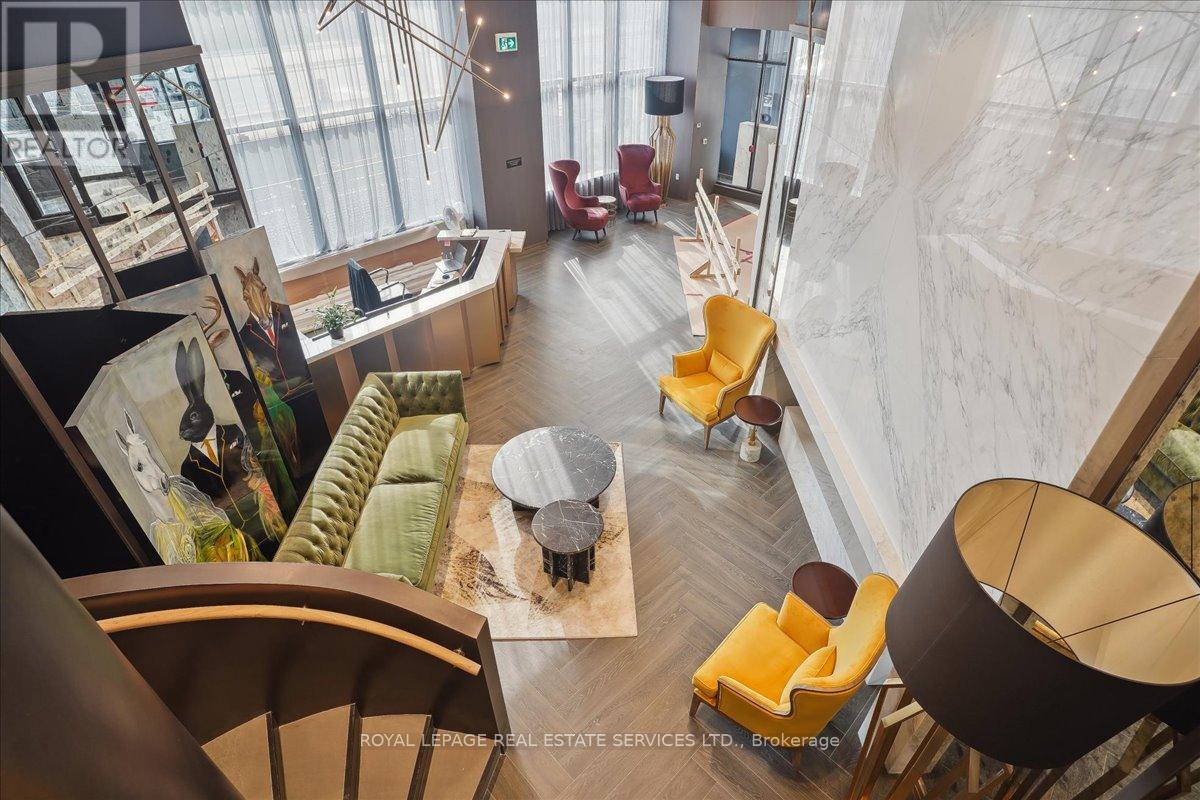 507 - 395 Dundas Street W, Oakville, Ontario  L6M 5R8 - Photo 5 - W12497226