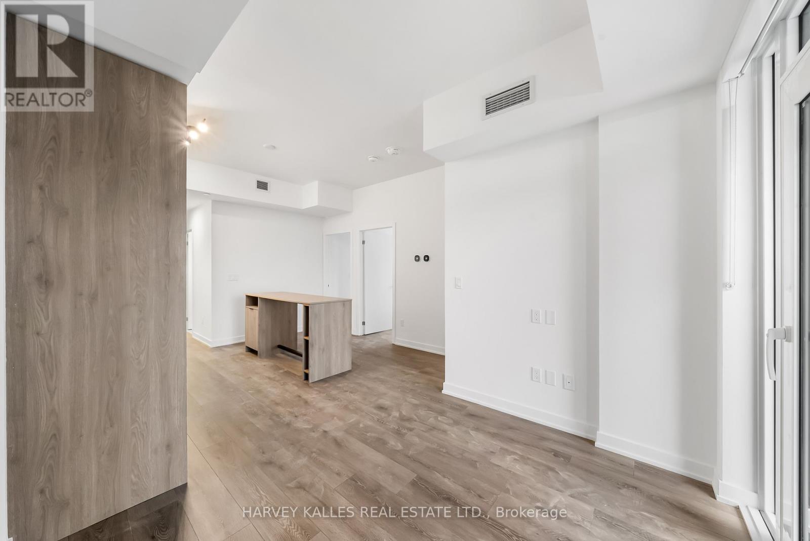 514 - 1007 The Queensway, Toronto, Ontario  M8Z 6C7 - Photo 10 - W12497246