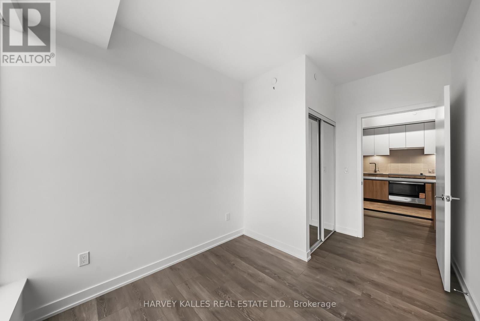 514 - 1007 The Queensway, Toronto, Ontario  M8Z 6C7 - Photo 18 - W12497246