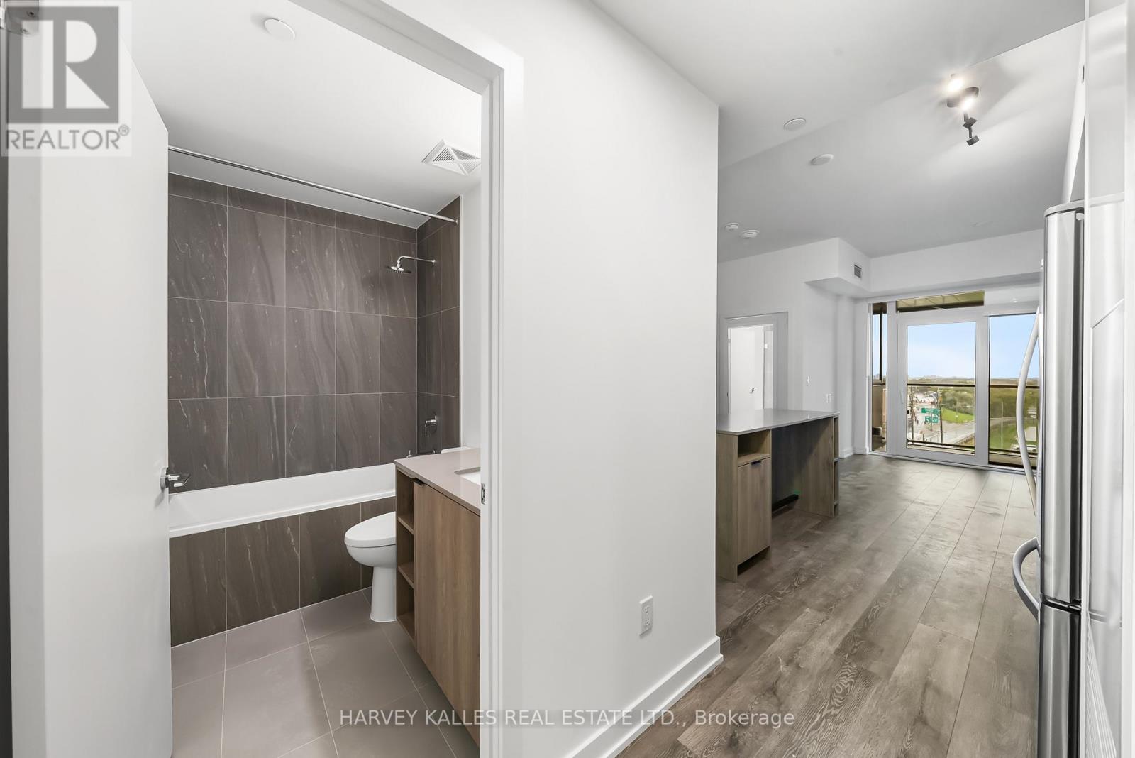 514 - 1007 The Queensway, Toronto, Ontario  M8Z 6C7 - Photo 26 - W12497246