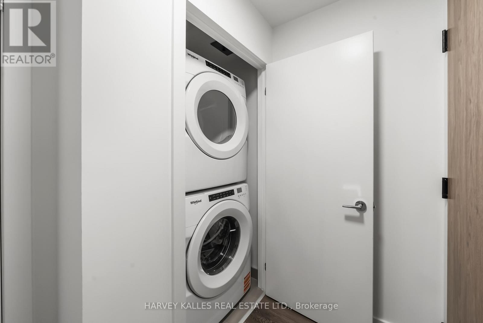 514 - 1007 The Queensway, Toronto, Ontario  M8Z 6C7 - Photo 27 - W12497246