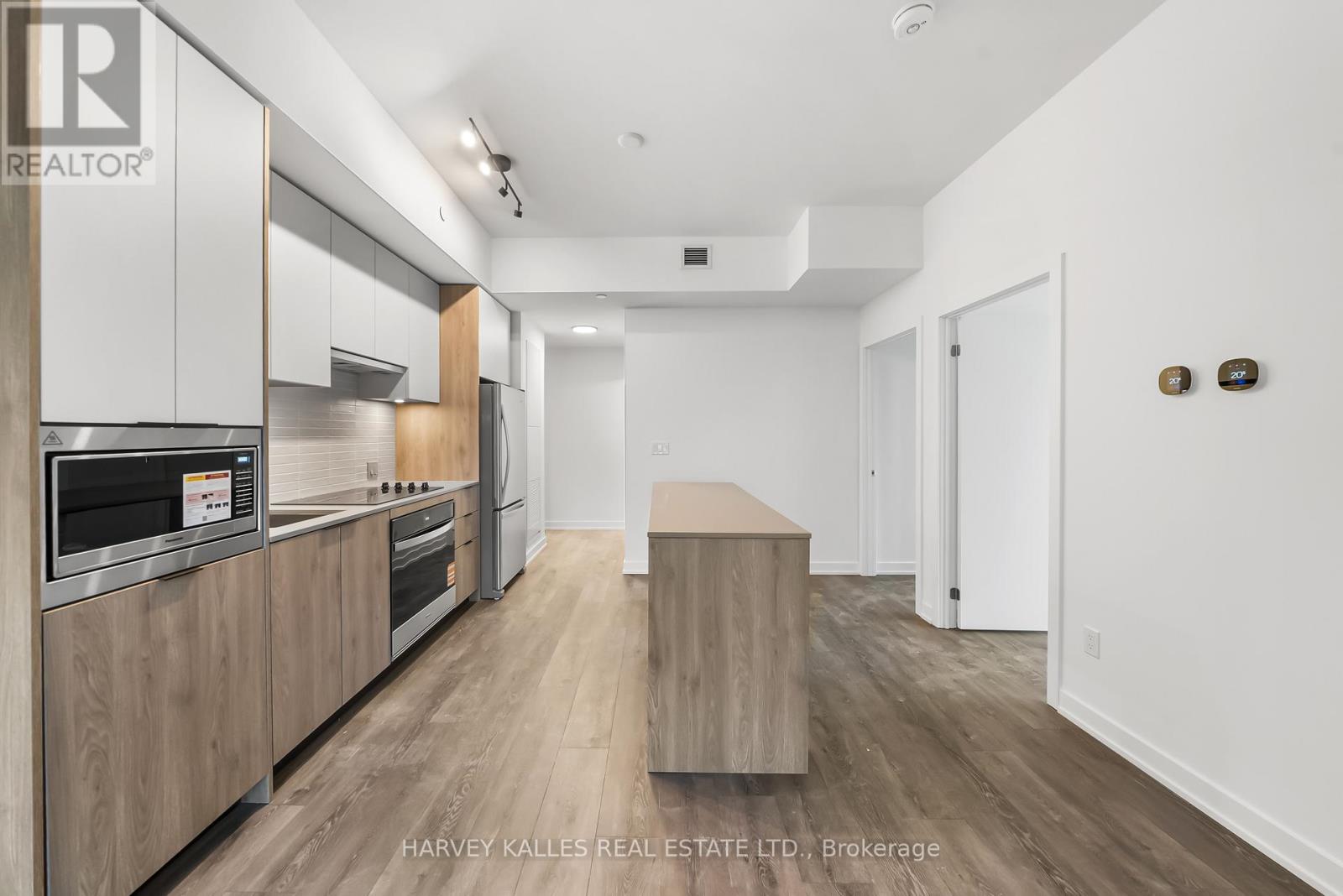 514 - 1007 The Queensway, Toronto, Ontario  M8Z 6C7 - Photo 6 - W12497246